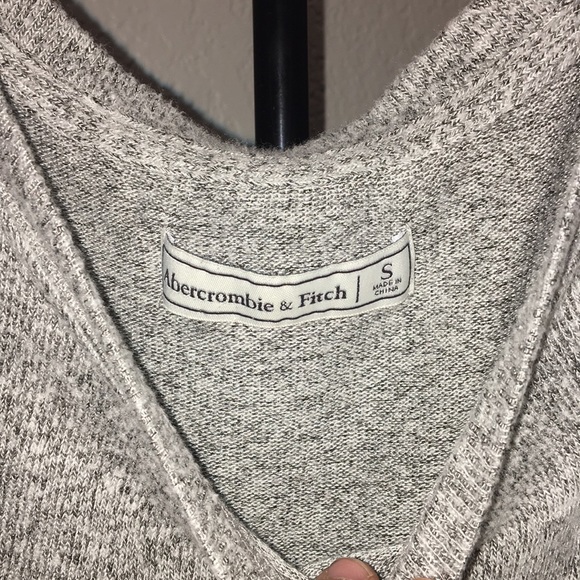 Light sweater - Picture 1 of 2